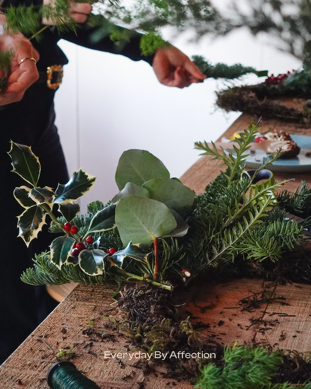 Christmas Wreath Making Workshop With Festive Desserts and Drinks