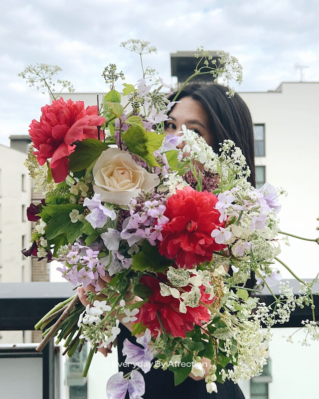 bridal bouquets, hand tied bouquets