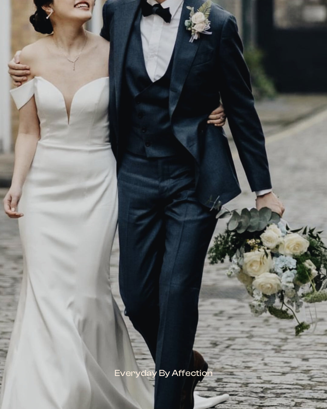 luxurious bridal bouquet in blue and white tone